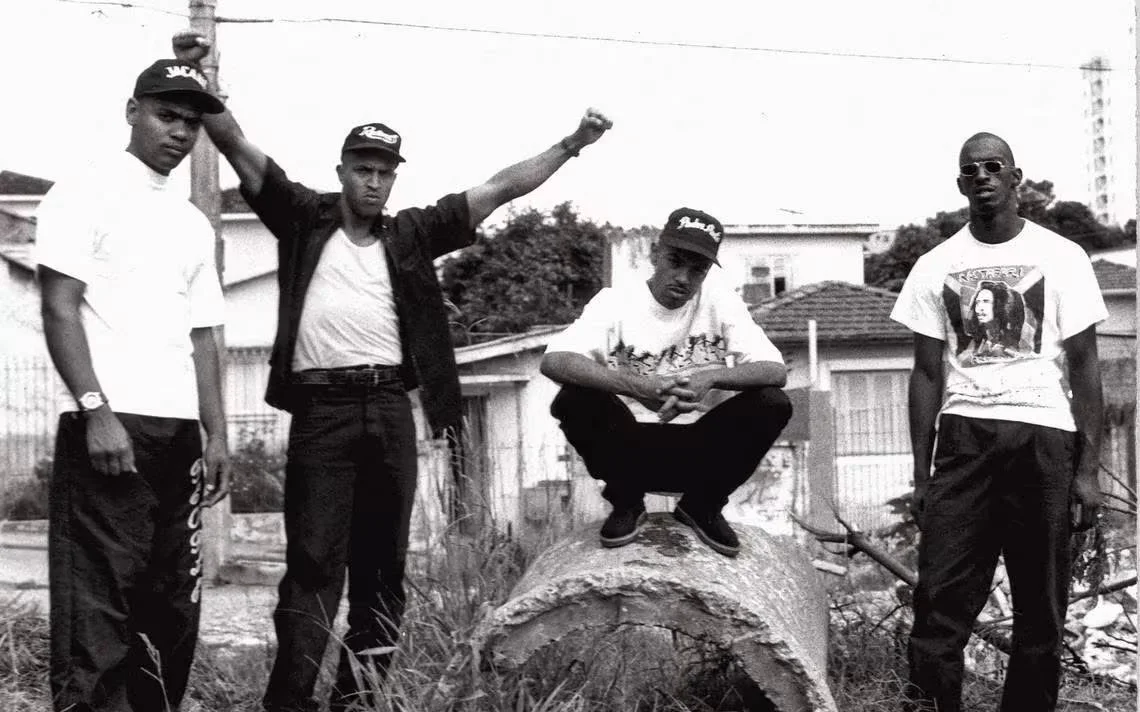 Da rua para o mundo: a história do rap e do slam