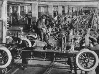 A ORGANIZAÇÃO DO TRABALHO INDUSTRIAL.